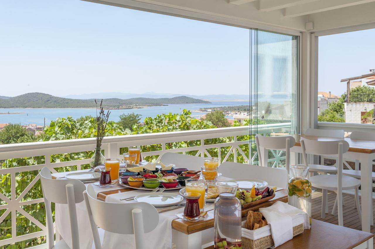 Cunda Pur Beyaz Hotel エクステリア 写真