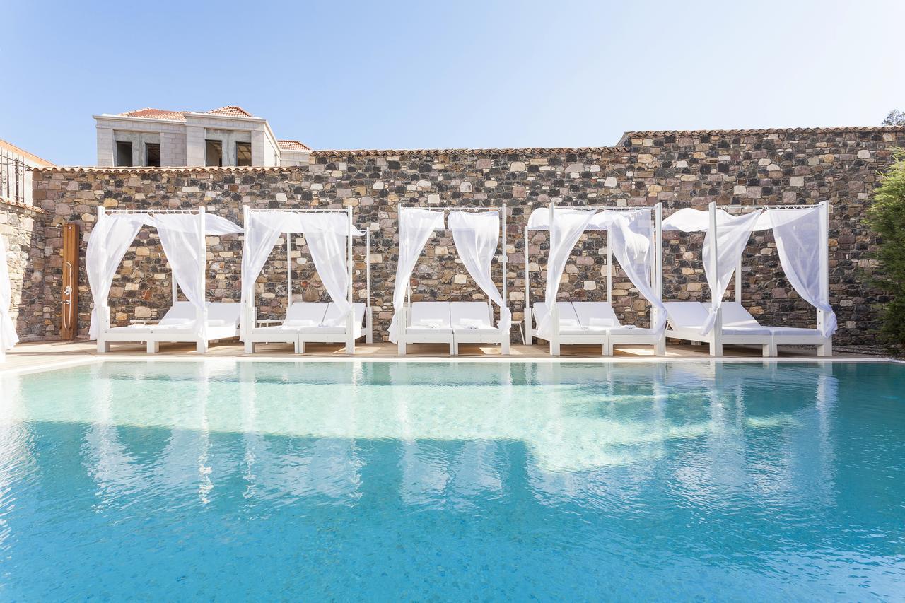Cunda Pur Beyaz Hotel エクステリア 写真