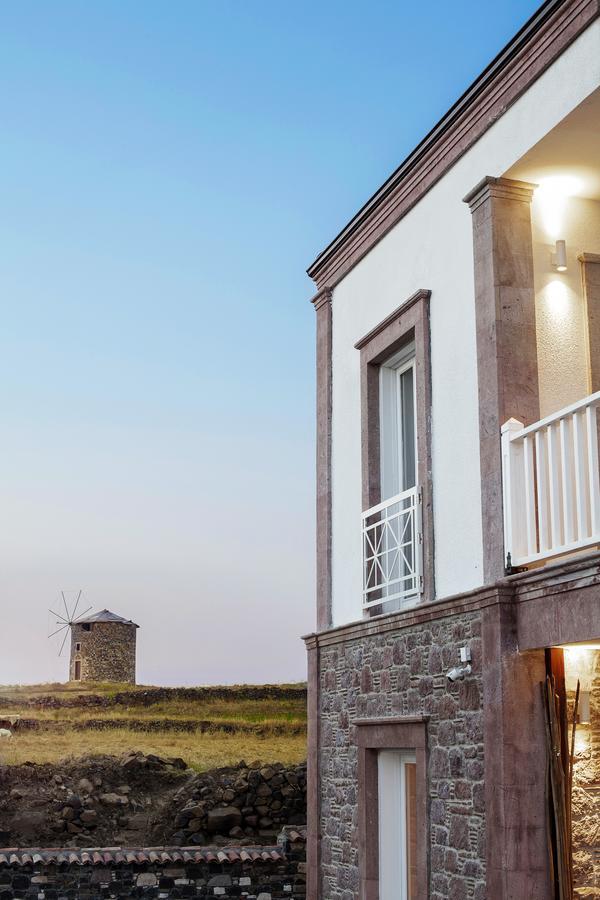 Cunda Pur Beyaz Hotel エクステリア 写真